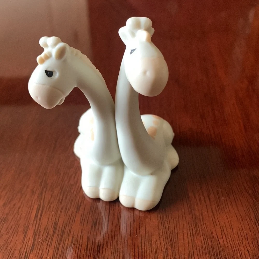 PRECIOUS Moments 3 piece Bundle. Happy Birdie, Giraffes, Bonfire (bunnies)